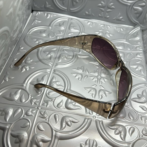 Vintage Gold Frame Sunglasses with Purple Lenses‎ main image 6